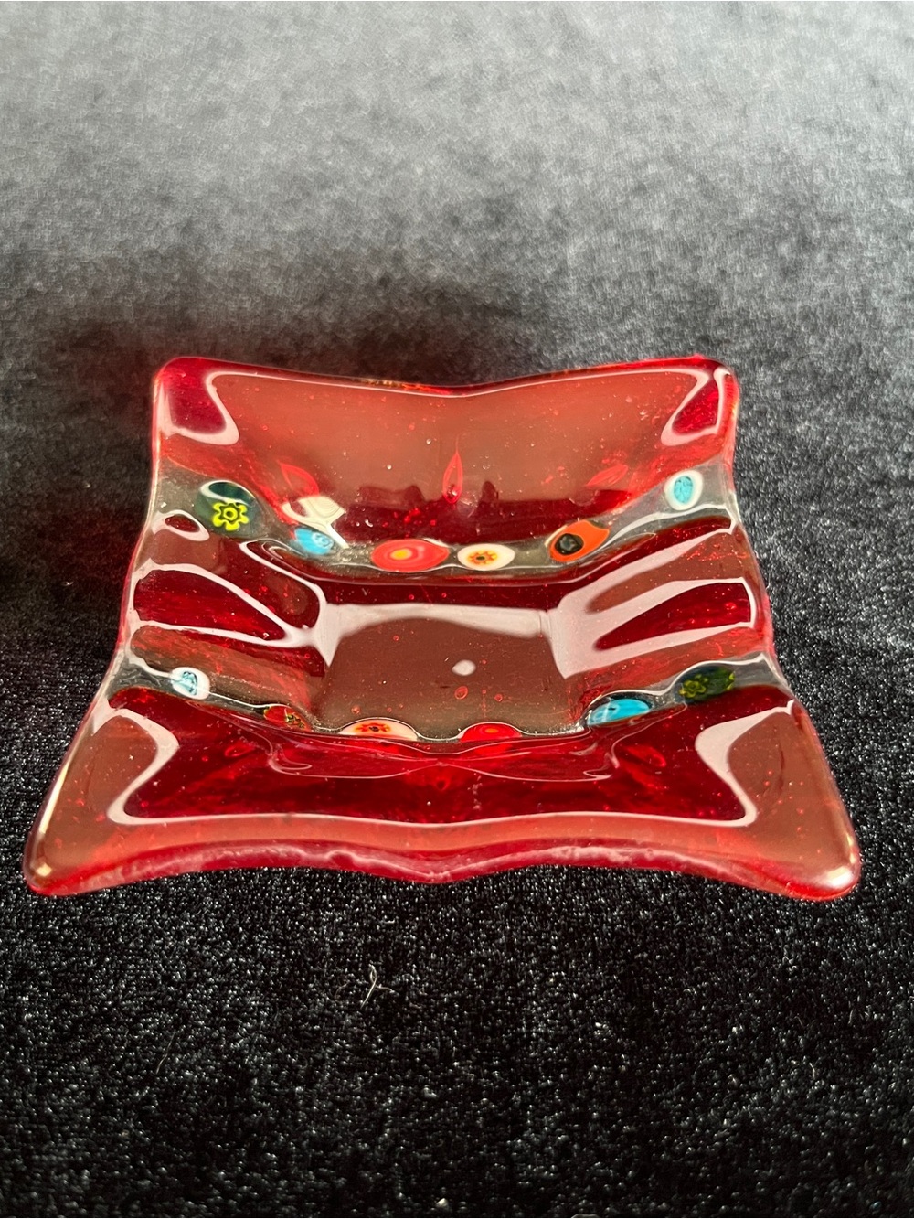Fused Glass Small Red Trinket Tray with Millefiore - Picture 1 of 8
